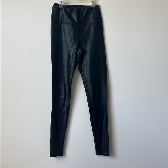 Aritzia Wilfred Free Daria Faux Leather Pants Black Size M High Rise Leggings - Picture 1 of 6